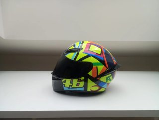 Casco AGV
