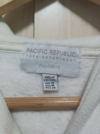 Sudadera Pull&Bear Beige Estampada