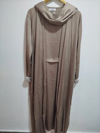 Abayas Satinadas Frescas 3 Piezas