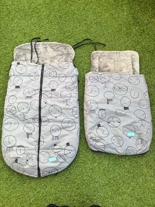 Divertido juego de 2 sacos capazo y silla paseo.