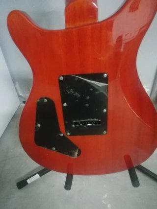 Guitarra Harley Benton Deluxe