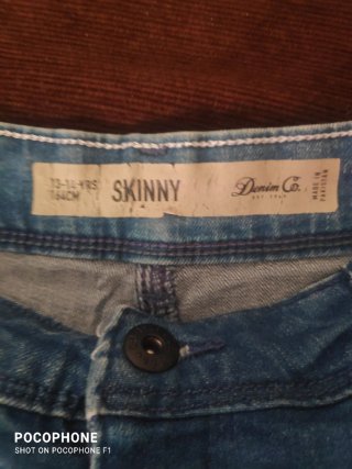 Pantalones cortos grises
