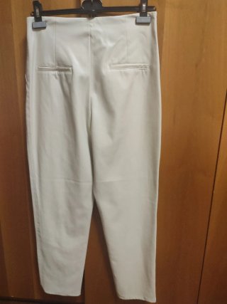 Pantaloni Zara donna beige