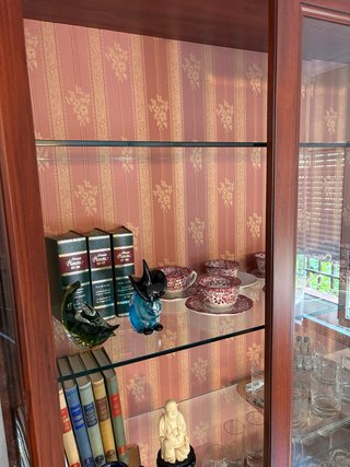 Mueble Bar Madera y Cristal  En perfecto estado.