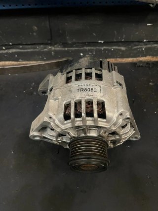 Alternador Renault 1.9 dci TR8082