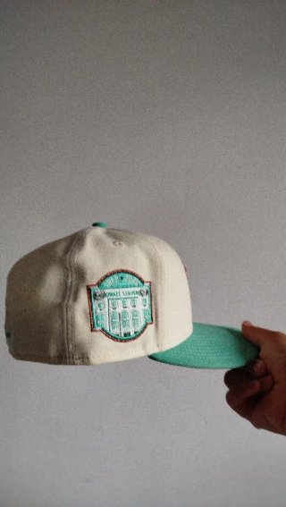 Gorra New Era 59FIFTY Beige y Verde