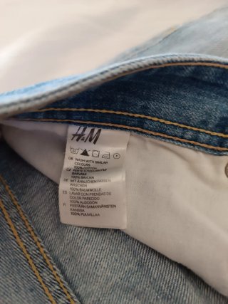Shorts H&M vaqueros desgastados