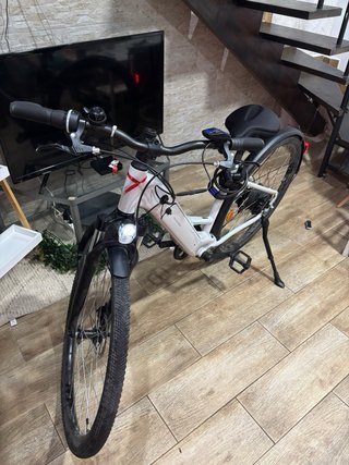 Bicicletta Elettrica Bianca