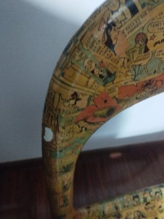 2 Sillas Decoradas con Cómics