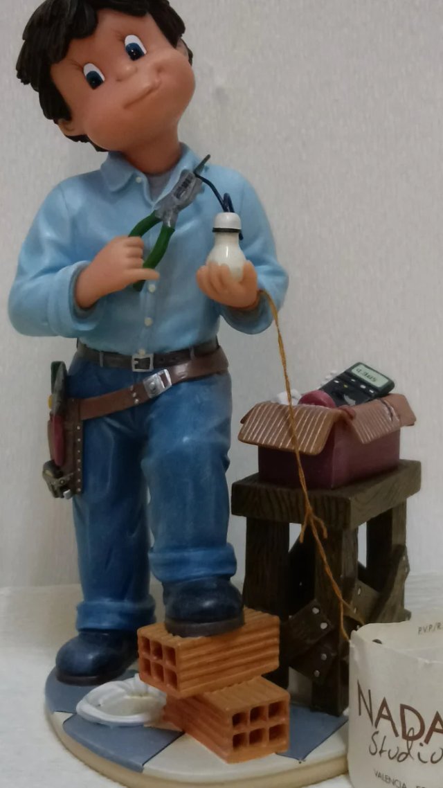 Figura de Colección Nadal - "El Buen Electricista"