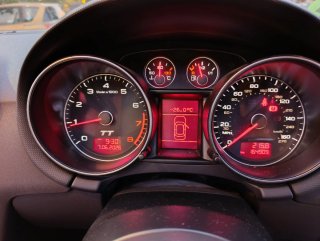 Audi TT ingles volante a la derecha