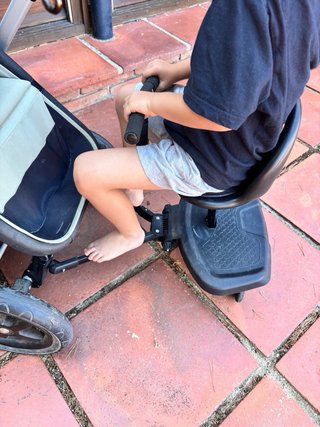 Patinete universal para carrito de bebé
