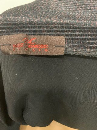 Top con copri spalle nero