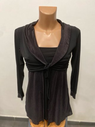 Top con copri spalle nero