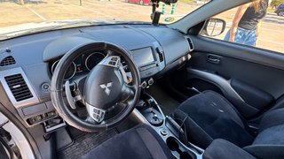 Mitsubishi Outlander 2012
