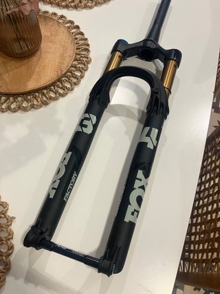 Horquilla FOX 34 Kashima 130mm SIN ESTRENAR