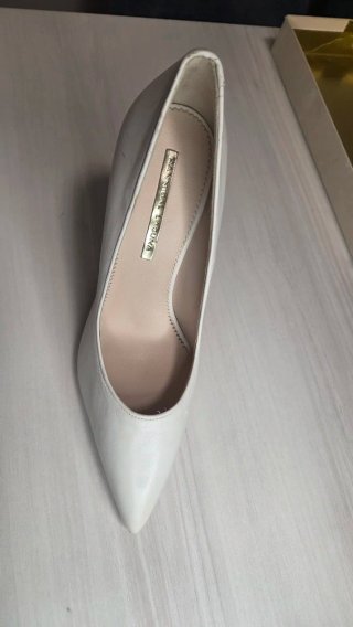 Zapatos de tacón Hannibal Laguna blancos