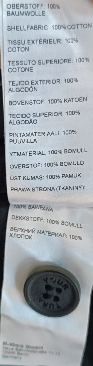 Pantalón / Bermuda Cargo "Yourturn". Talla 44.