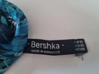 Top Bershka floral XS