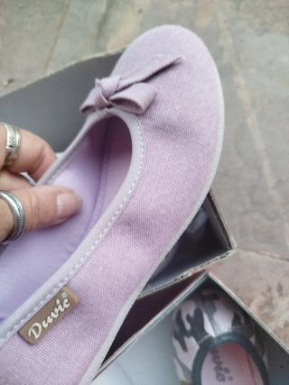Zapatos lona niña marca Duvic. Estrenar varios num