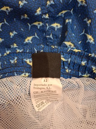 Bañador niño Tridona tiburones azul