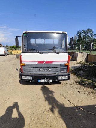 Nissan 35-8 1989