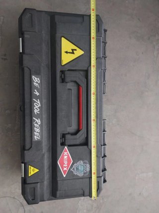 Caja troley de herramientas con ruedas marca Ratio