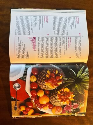 LA BUONA CUCINA Enciclopedia. Ottime condizioni