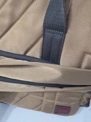 Maleta de viaje con ruedas.