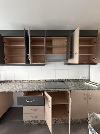 Cocina completa madera y piedra