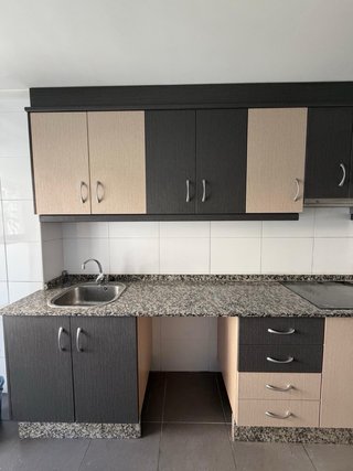 Cocina completa madera y piedra