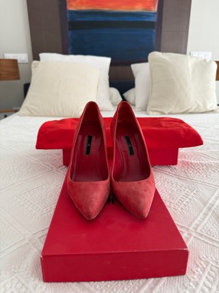 Zapatos de salón rojos Carolina Herrera