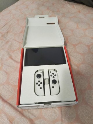 Nintendo Switch OLED + Juegos y Accesorios