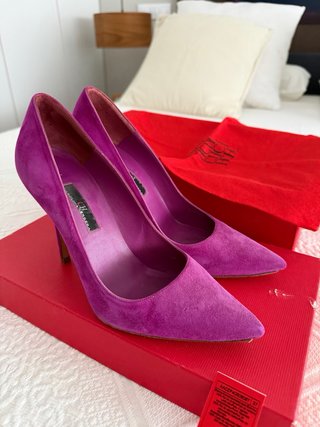 Zapatos de tacón morados Carolina Herrera