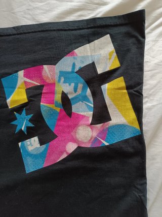 Camiseta DC Shoes Negra Multicolor Talla M