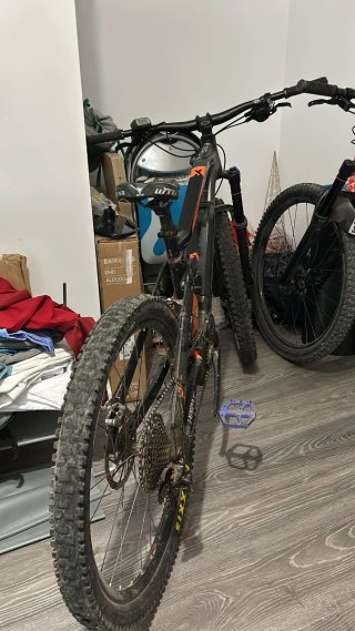 Bicicletta elettrica da montagna Haibike