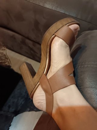 Sandalias de piel con tacón y plataforma Talla 39