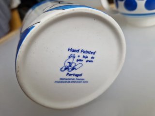 Tetera y Taza Cerámica Azul y Blanca