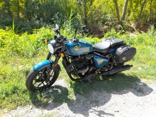 Royal Enfield Shotgun 650