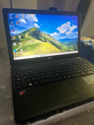 Acer Aspire E1-522 Portátil Negro