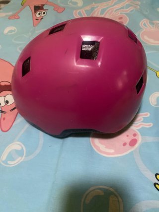 Casco y rodilleras patinaje niña rosa