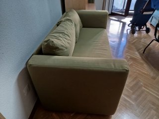 Sofá cama Skonaback Ikea, nuevo cuesta 328
