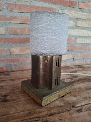 Lámpara de mesa metal y vidrio