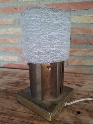 Lámpara de mesa metal y vidrio