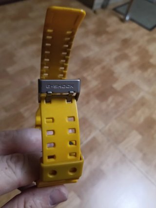 Reloj G-Shock Amarillo WR20BAR