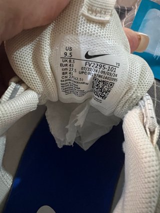 Deportivas Nike Vomero Beige/Gris