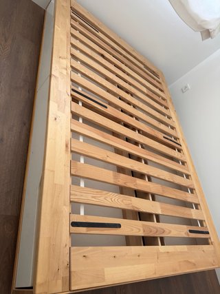 Base de cama de madera con cajones