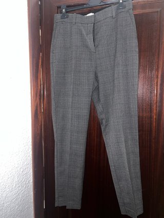 Pantalón H&M cuadros gris