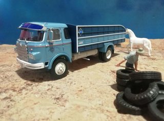CAMIÓN NAZAR CLÁSICO ESPAÑOL. ESC: 1/43