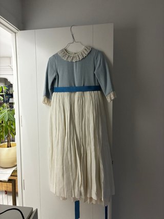 Vestido de comunión azul y blanco